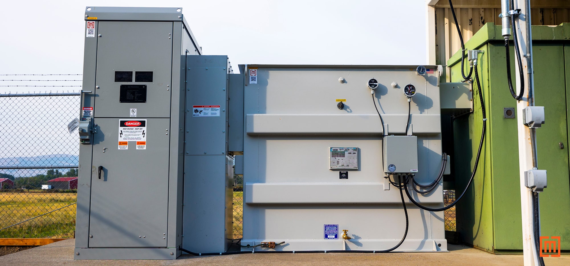 metal enclosed switchgear close coupled to substation